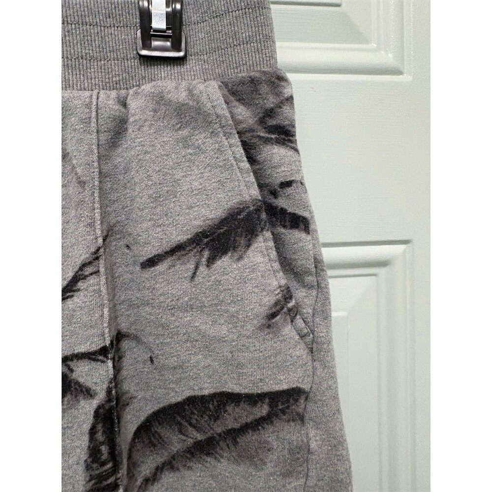 Mossimo Men's Sweat Shorts Size M Heather Gray Black Palm Tree Print - Picture 4 of 9
